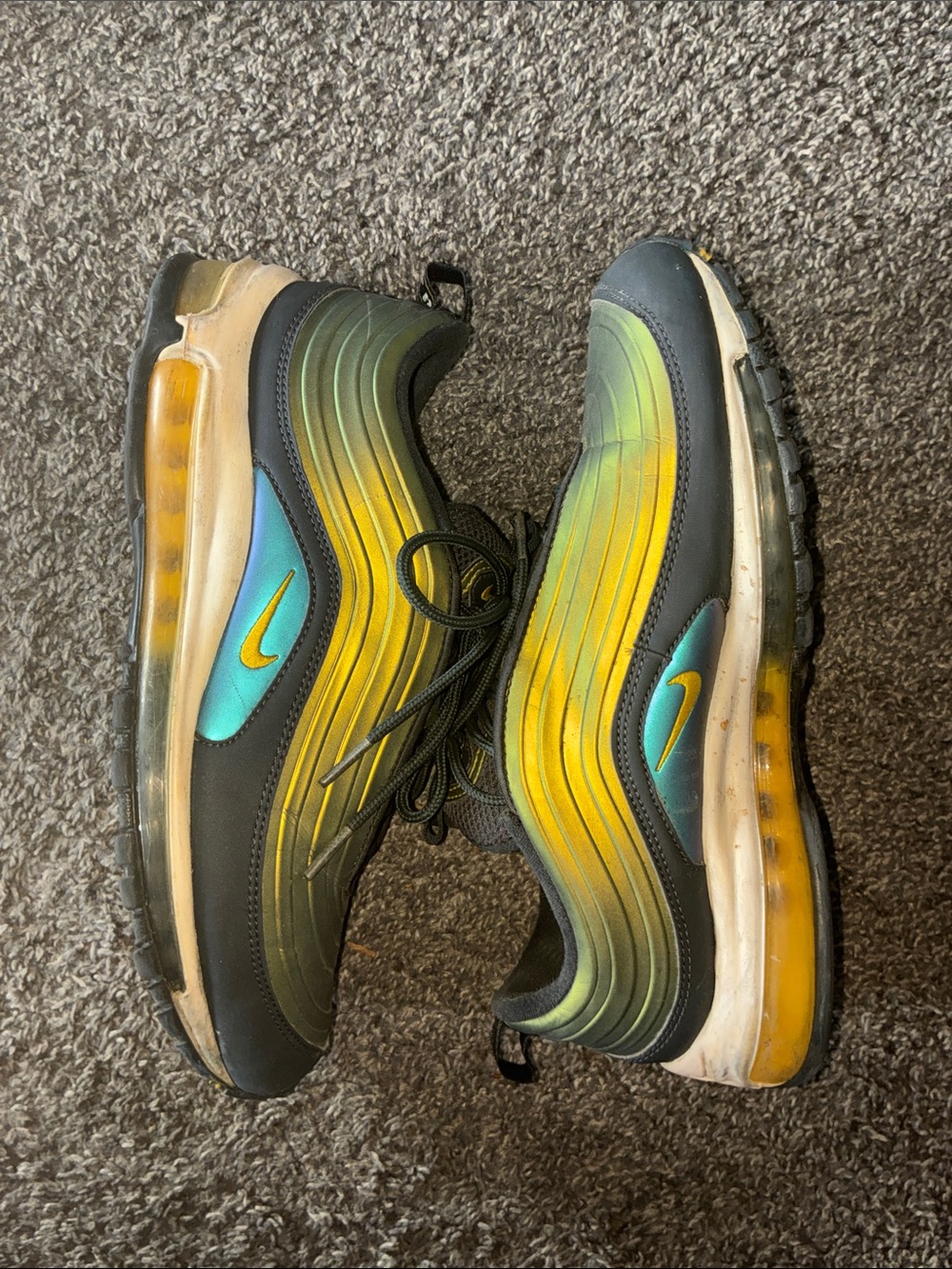 Nike Men’s Iridescent Air Max 97 - Picture 5 of 6
